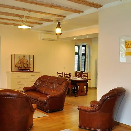 Marta Sea Apartman *